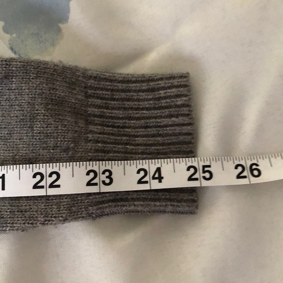 🛍 DONATED J. Crew | Sweater Gray White Blue XXS - Picture 8 of 9